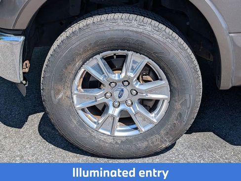 Used 2015 Ford F150 Lariat w/ Equipment Group 502A Luxury AWD/4WD image 12