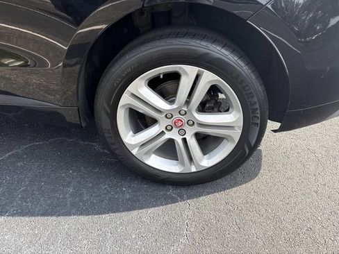 Used 2018 Jaguar F-PACE R-Sport AWD/4WD image 11