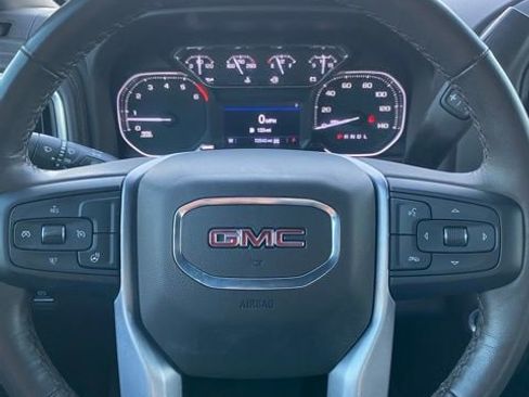Used 2022 GMC Sierra 1500 SLE image 24