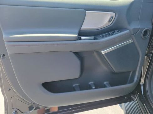 New 2025 Ford Expedition Active image 20