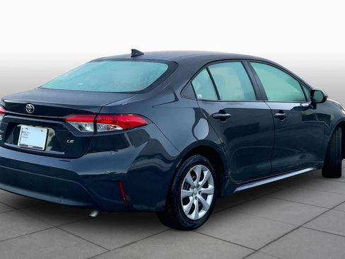 Used 2025 Toyota Corolla LE FWD image 12