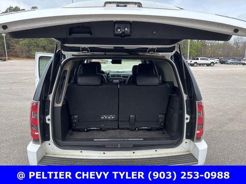 Used 2011 GMC Yukon Denali image 23