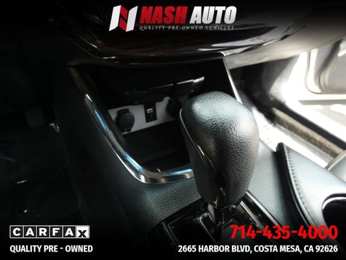 Used 2014 Toyota Avalon XLE Premium FWD image 36