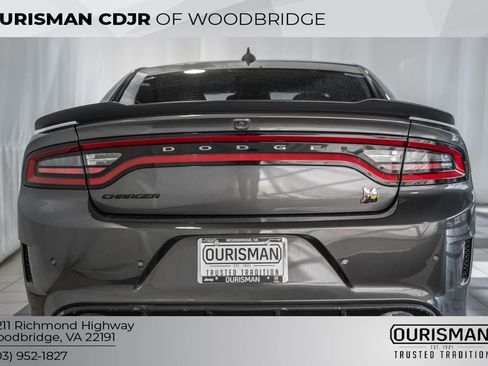 Certified 2022 Dodge Charger Scat Pack w/ Harman/Kardon Audio Group image 6