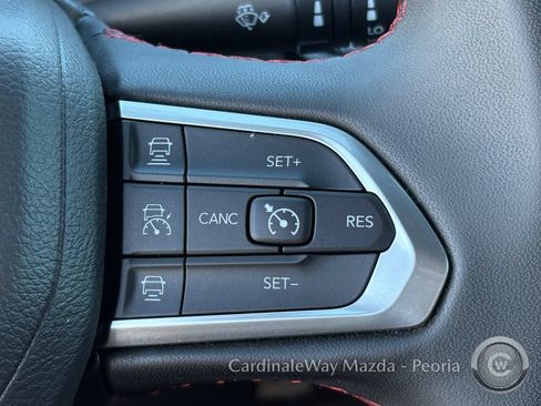 Used 2025 Jeep Compass Trailhawk AWD/4WD image 19