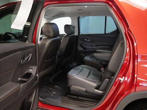 Used 2020 Chevrolet Traverse RS w/ LPO, Floor Liner Package FWD image 18