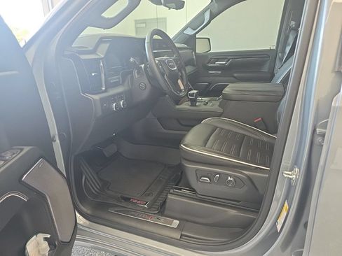 Used 2025 GMC Sierra 1500 AT4X AWD/4WD image 43