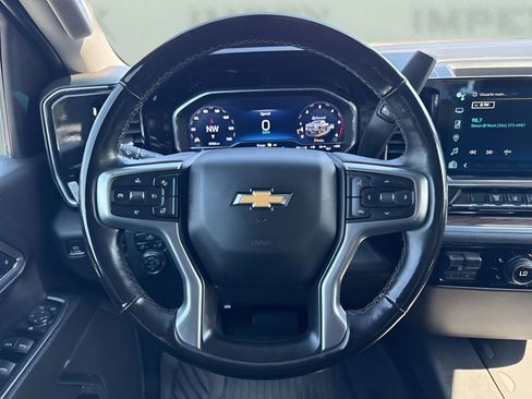 Used 2024 Chevrolet Silverado 2500 LT AWD/4WD image 15
