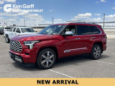 Used 2023 Toyota Sequoia Capstone AWD/4WD image 1