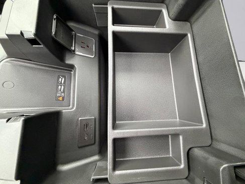 New 2026 GMC Sierra 1500 SLT w/ SLT Premium Package image 33