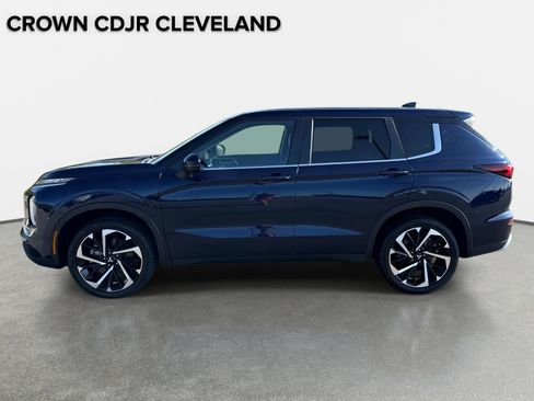 Used 2024 Mitsubishi Outlander SE AWD/4WD image 8