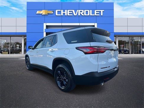 Certified 2023 Chevrolet Traverse LT w/ Midnight/Sport Edition image 4
