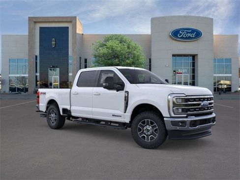 New 2026 Ford F250 Lariat w/ Lariat Premium Package image 7