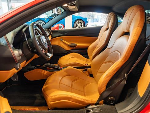 Certified 2017 Ferrari 488 GTB RWD image 10