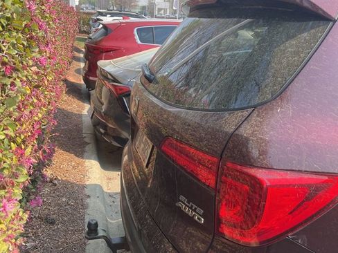 Used 2017 Honda Pilot Elite image 7