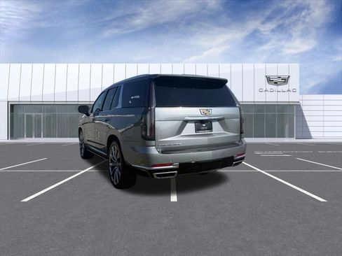 Certified 2026 Cadillac Escalade Luxury w/ Touring Package AWD/4WD image 11