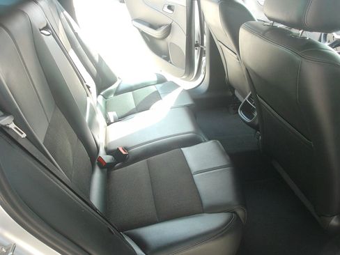 Used 2017 Chevrolet Impala LT FWD image 41