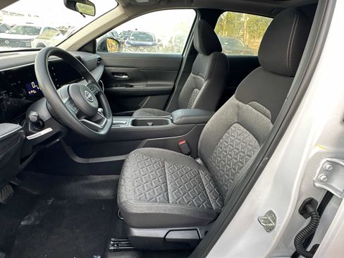 New 2026 Nissan Kicks SV w/ SV Premium Package image 22