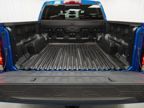 Used 2023 Chevrolet Colorado Trail Boss w/ Technology Package image 42