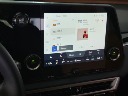 Certified 2025 Lexus RX 350 FWD w/ Technology Package image 22