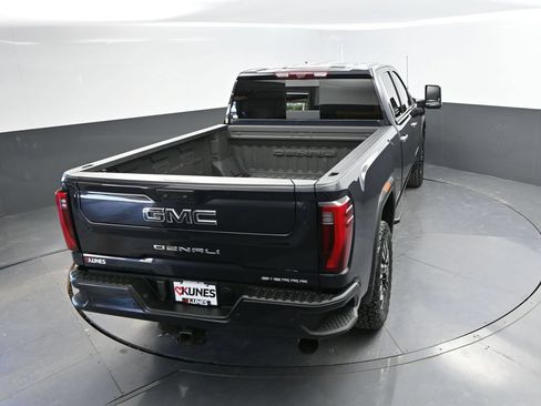 Used 2024 GMC Sierra 2500 Denali Ultimate AWD/4WD image 35