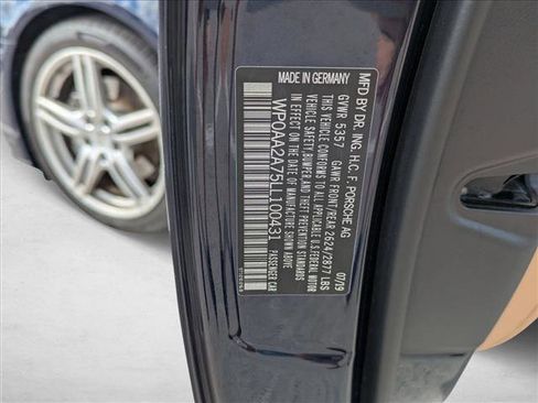 Used 2020 Porsche Panamera 4 image 15