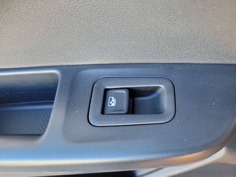 New 2026 Volkswagen Taos S FWD image 17