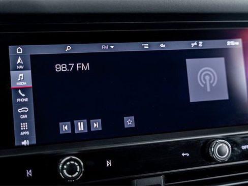 Used 2022 Porsche Macan S w/ Premium Package Plus image 54