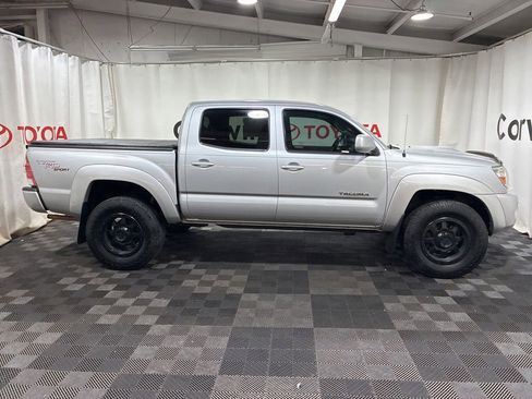 Used 2011 Toyota Tacoma 4x4 Double Cab w/ TRD Sport Pkg image 10
