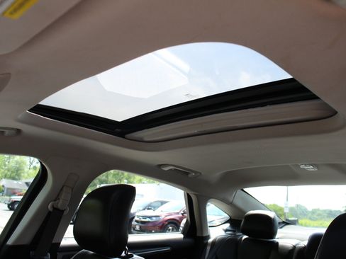 Used 2014 Ford Fusion Titanium FWD image 18