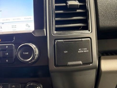 Used 2019 Ford F150 XLT w/ Equipment Group 302A Luxury AWD/4WD image 39