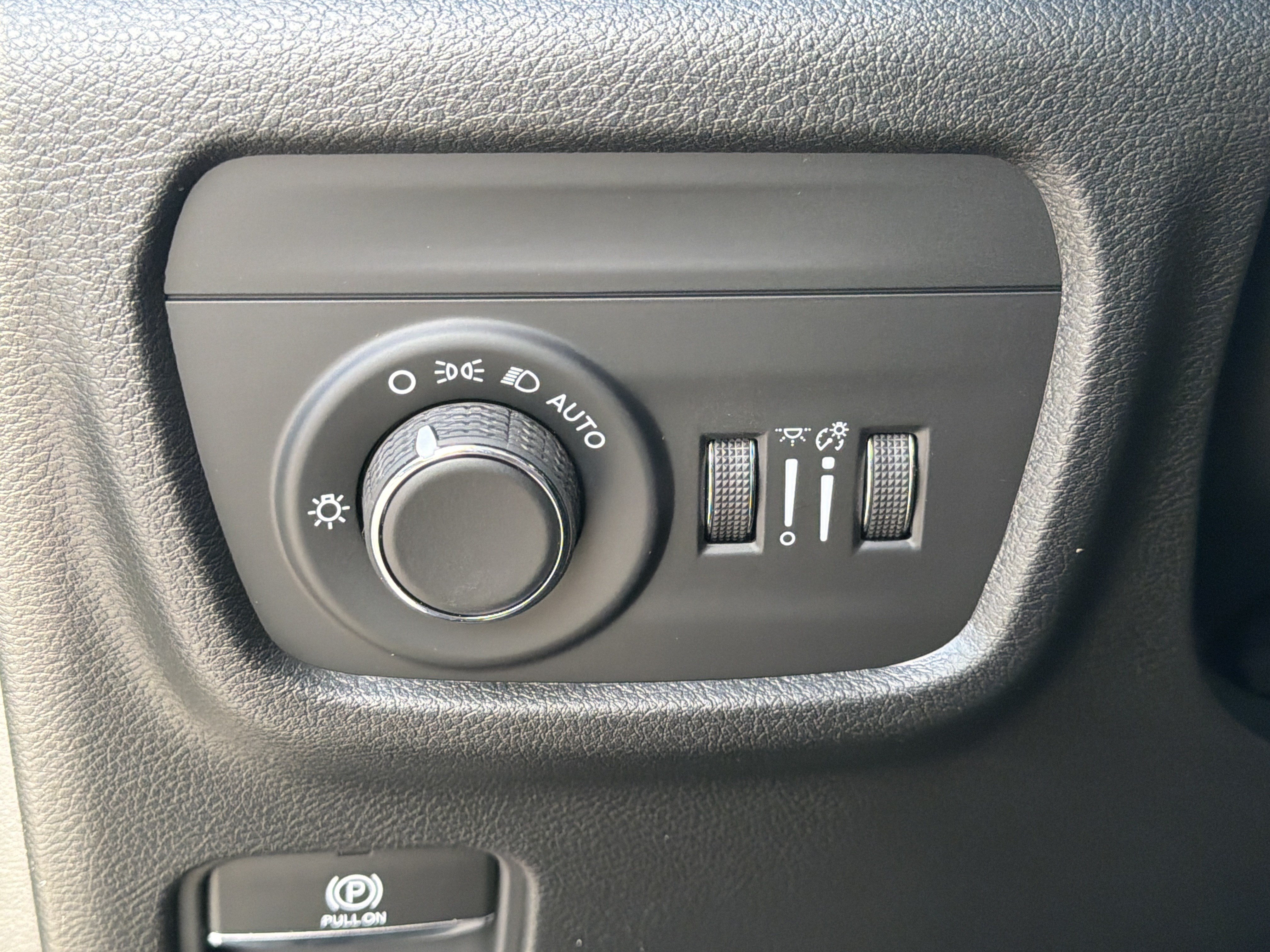 New 2026 Jeep Grand Cherokee Laredo X AWD/4WD image 38