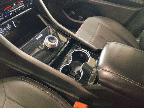 Used 2023 Jeep Grand Cherokee L Laredo image 26