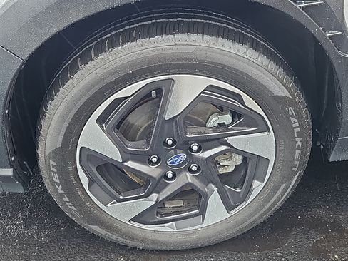 Certified 2025 Subaru Crosstrek 2.5i Limited image 4