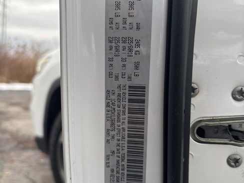 Certified 2020 Jeep Cherokee Limited image 38