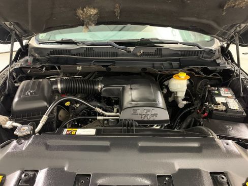 Used 2016 RAM 1500 ST w/ SXT Appearance Group AWD/4WD image 29