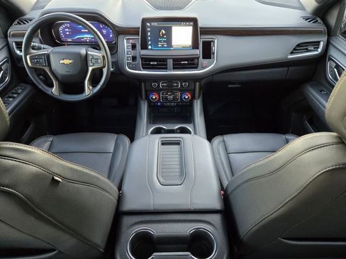 Used 2022 Chevrolet Tahoe High Country image 13