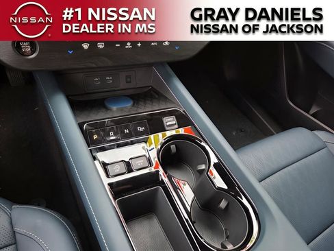 New 2026 Nissan Murano Platinum image 10