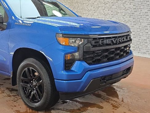 Used 2022 Chevrolet Silverado 1500 Custom image 8