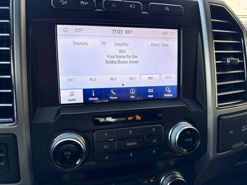 Used 2020 Ford F150 Platinum w/ Equipment Group 701A Luxury AWD/4WD image 16