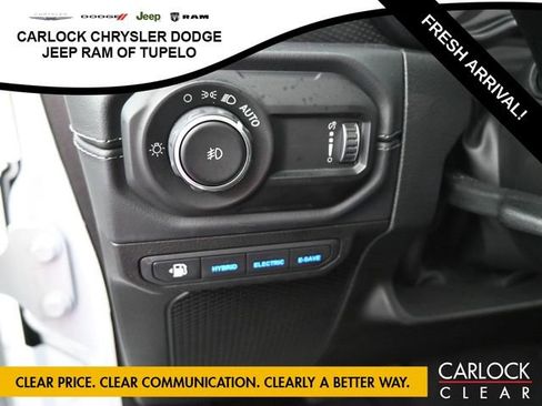 Used 2025 Jeep Wrangler Unlimited Rubicon 4xe w/ Convenience Group image 16