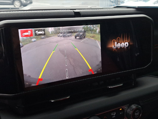 Used 2024 Jeep Wrangler Unlimited Rubicon 392 AWD/4WD image 29