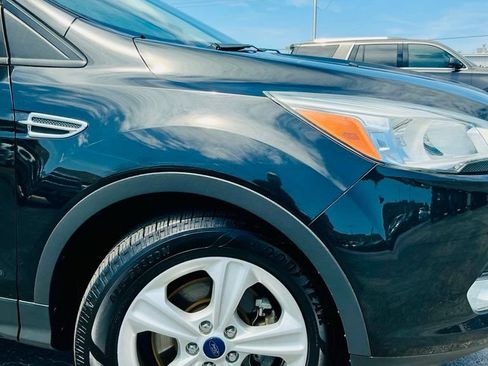Used 2014 Ford Escape SE w/ Equipment Group 201A FWD image 17
