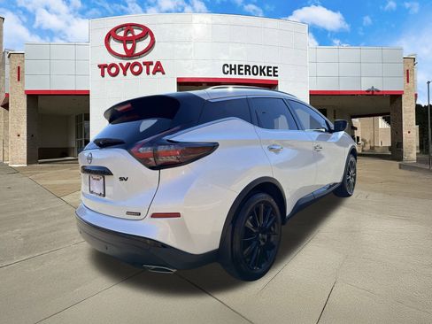 Used 2024 Nissan Murano SV w/ SV Midnight Edition Package image 5