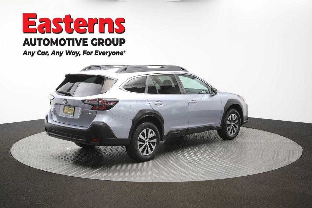 Used 2023 Subaru Outback Premium AWD/4WD image 43