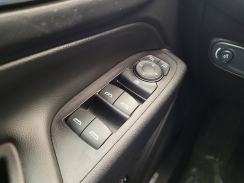 Used 2018 Chevrolet Equinox Premier w/ LPO, Cargo Package image 27