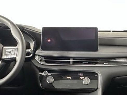 Certified 2025 INFINITI QX60 Luxe w/ Vision Package image 23