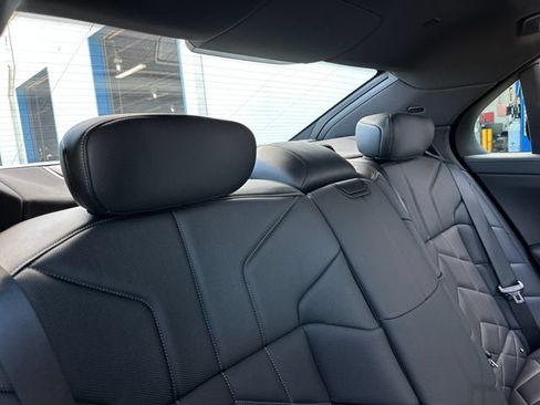 Used 2023 BMW 740i w/ Parking Assistance Package RWD image 45