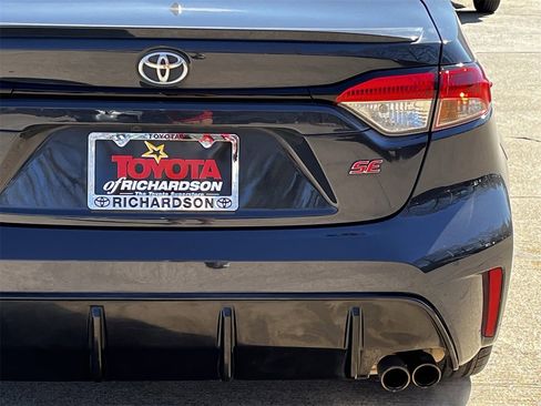 Used 2023 Toyota Corolla SE image 6