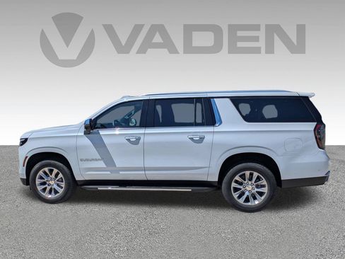 New 2026 Chevrolet Suburban Premier RWD image 30